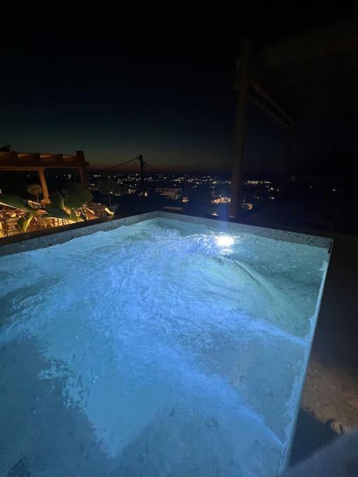 Kaptara Premium Upper Level Unit With Plunge Pool-part Of Kaptara Complex *