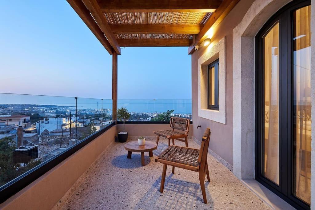 Kaptara Premium Upper Level Unit With Plunge Pool-part Of Kaptara Complex Koutouloufari (Crete)