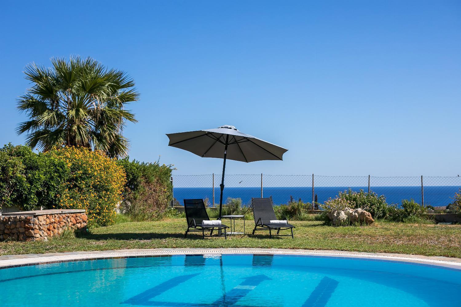 Pebble Villa *