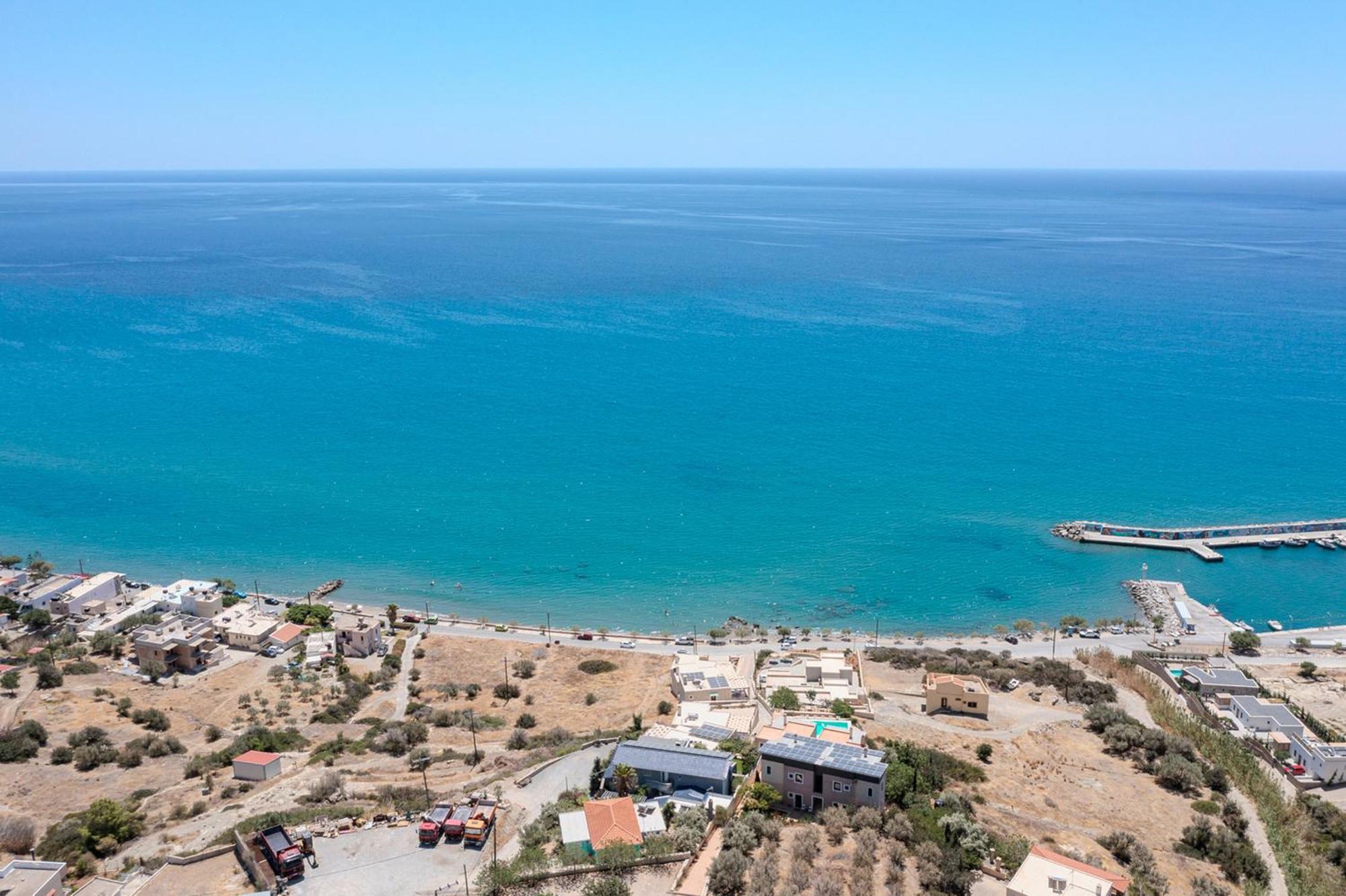 Villa Petrina 3 By The Sea Keratokampos