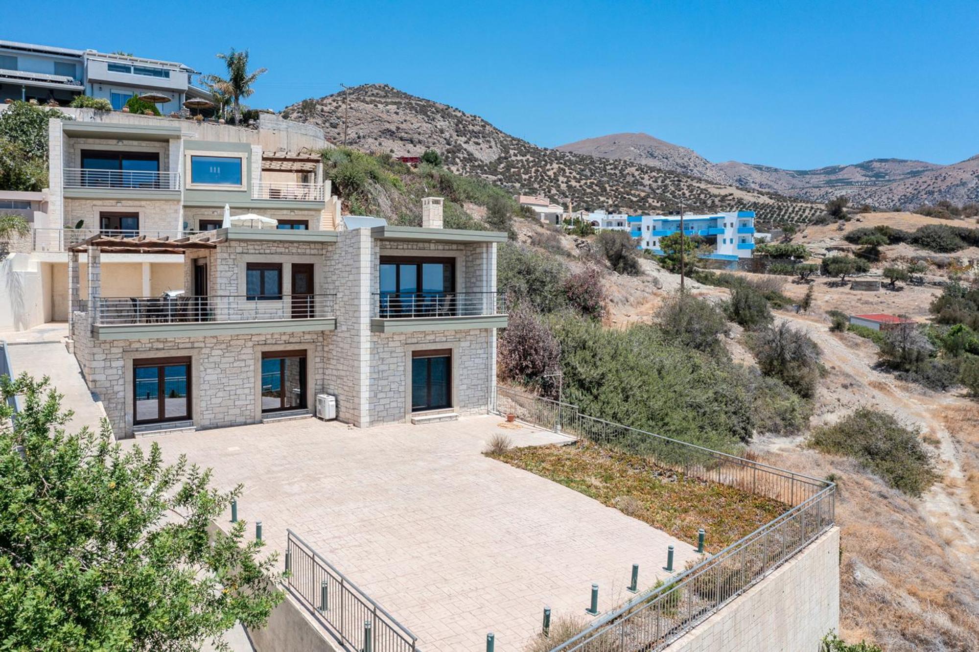Villa Petrina 3 By The Sea