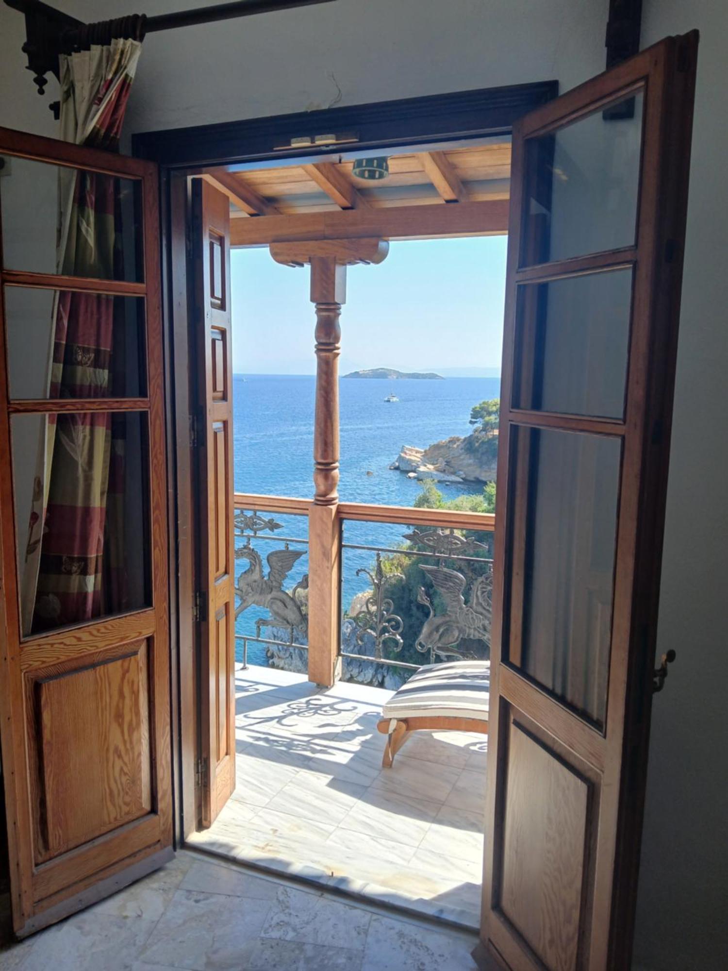 Orsa Skiathos Town