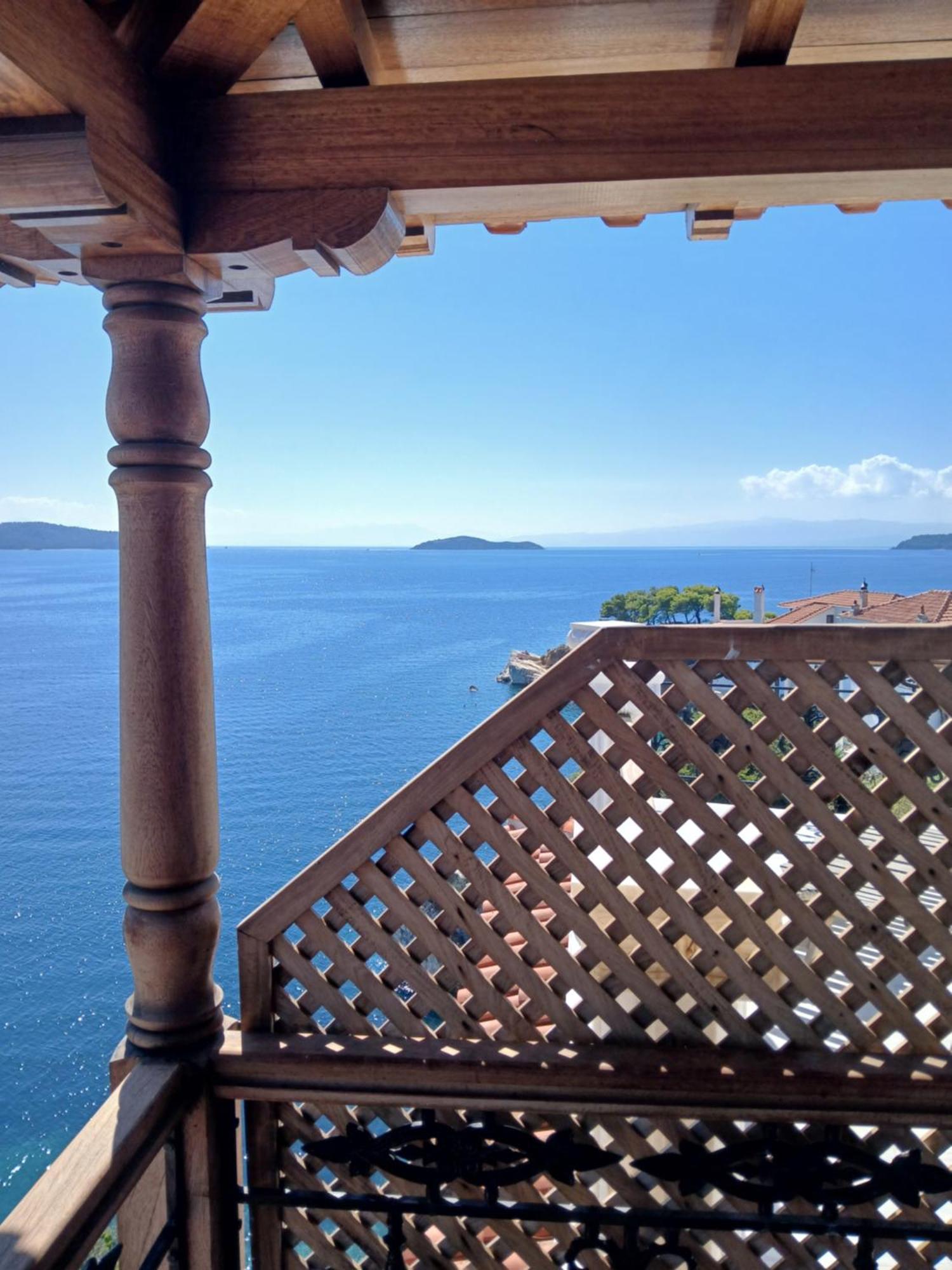 Orsa Skiathos Town