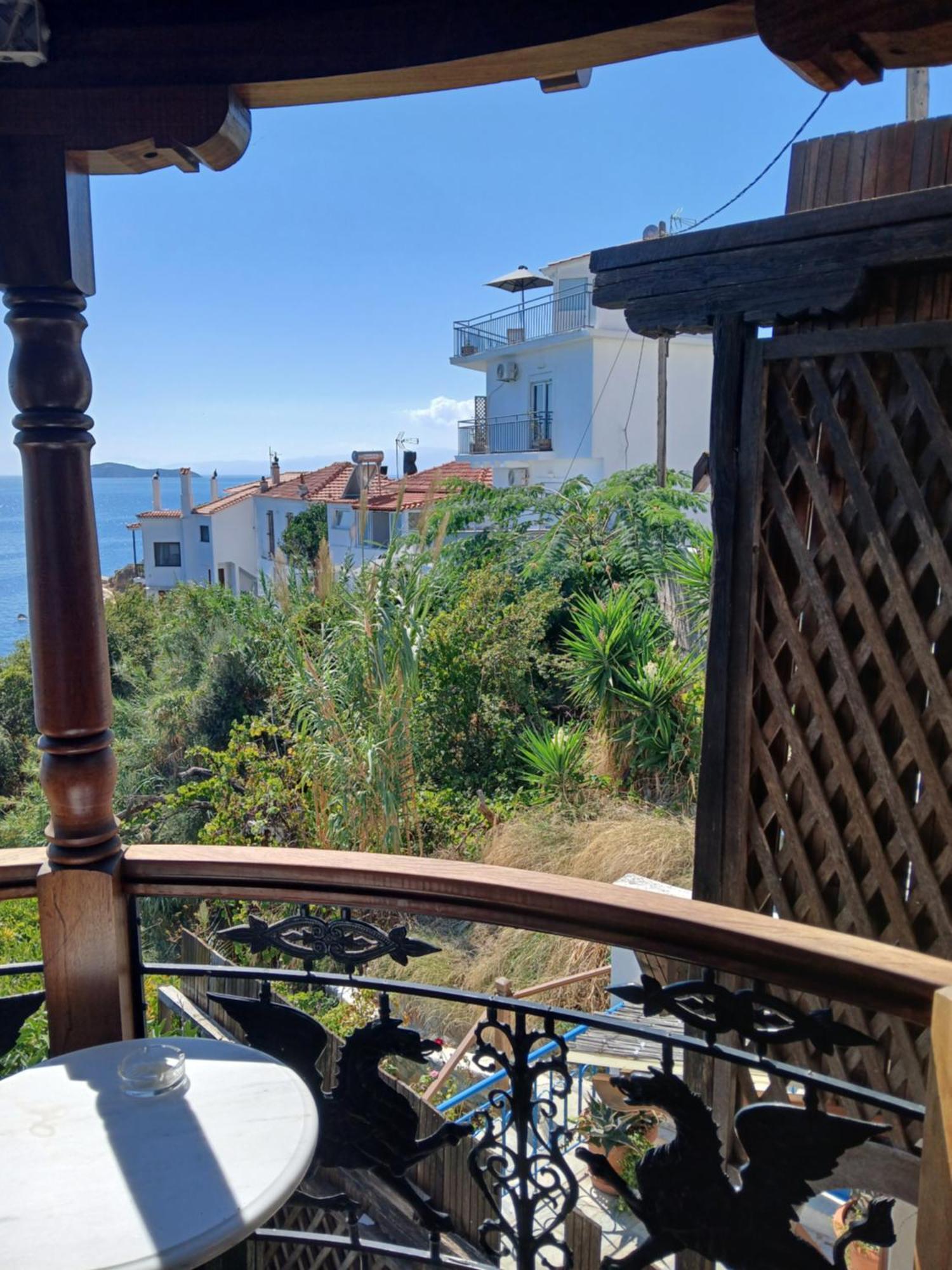 Orsa Skiathos Town