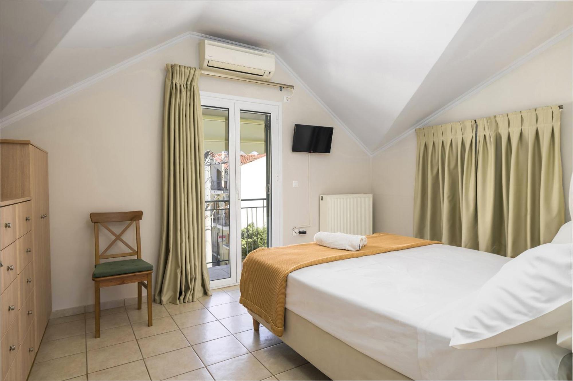 Attic Retreat * Argostoli (Kefalonia)