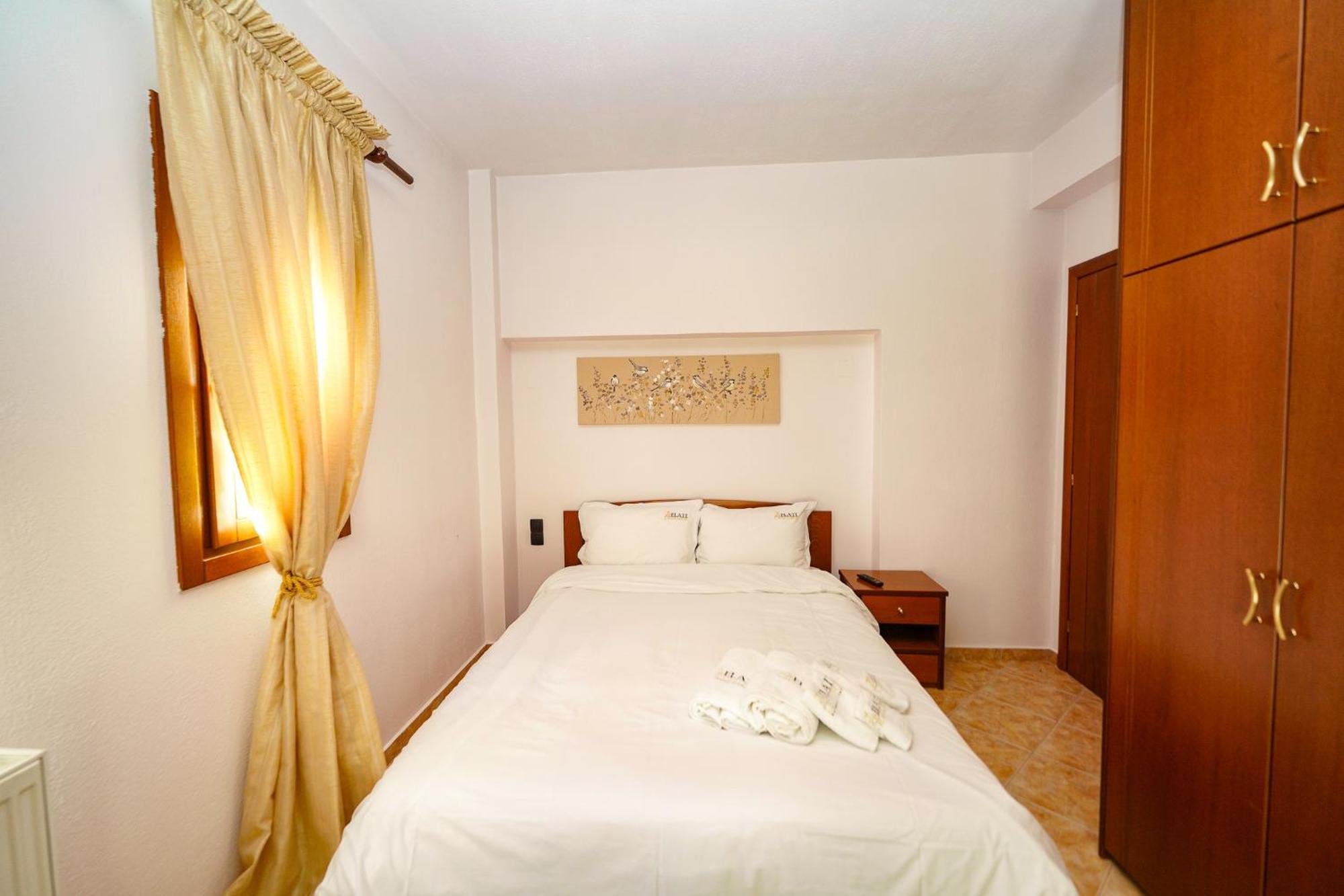 & Apartments-mihail Guest house