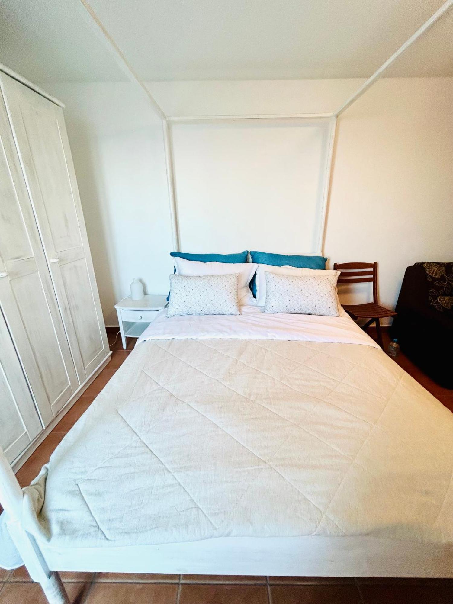 Delfini Villa Kini