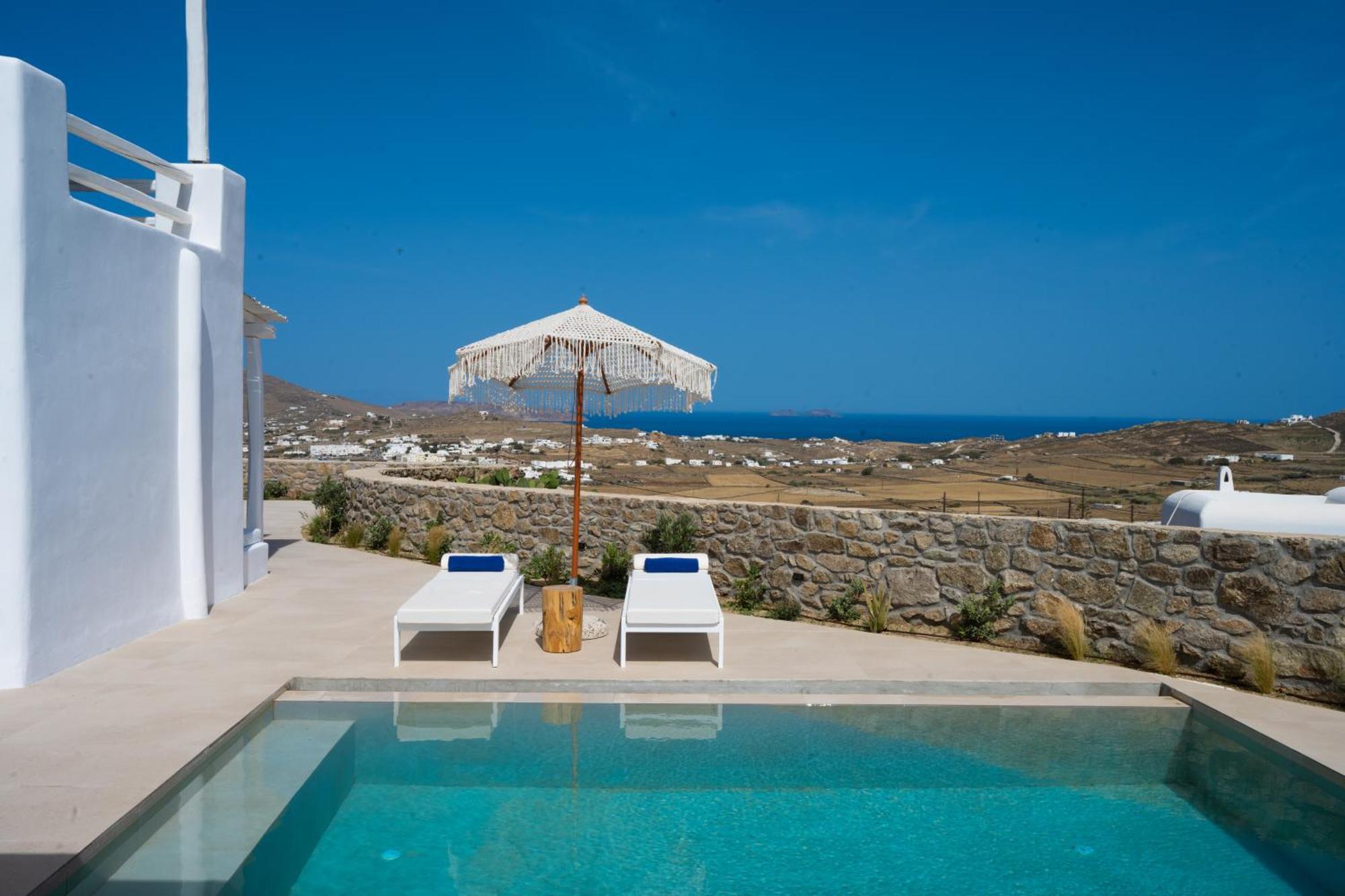 Sunrise - Sea View Private Pools *