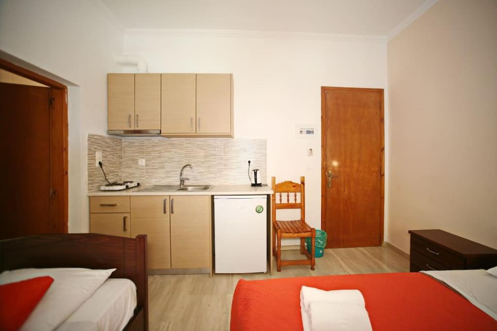 Studios&apartments Thomas Apartment *