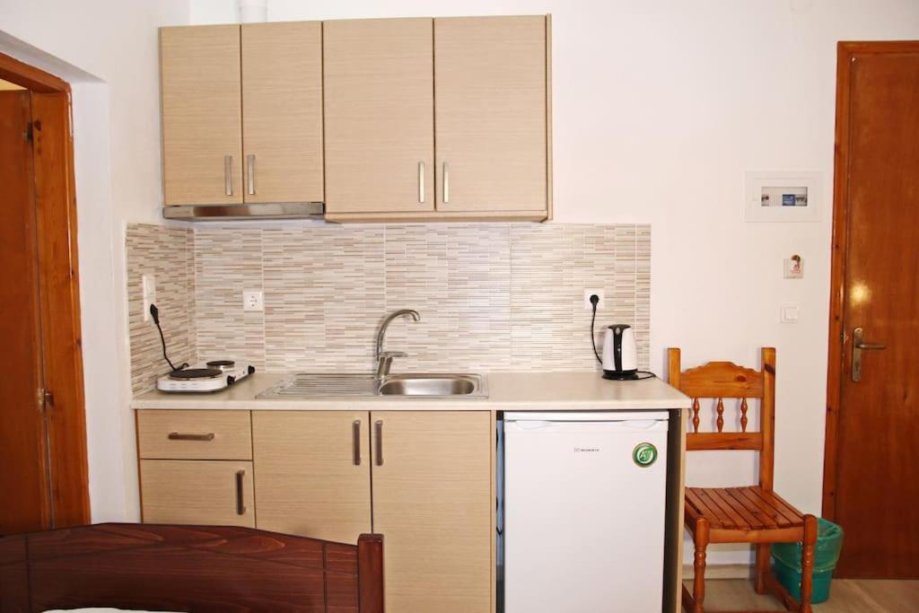 Studios&apartments Thomas Apartment Vasiliki (Lefkada)