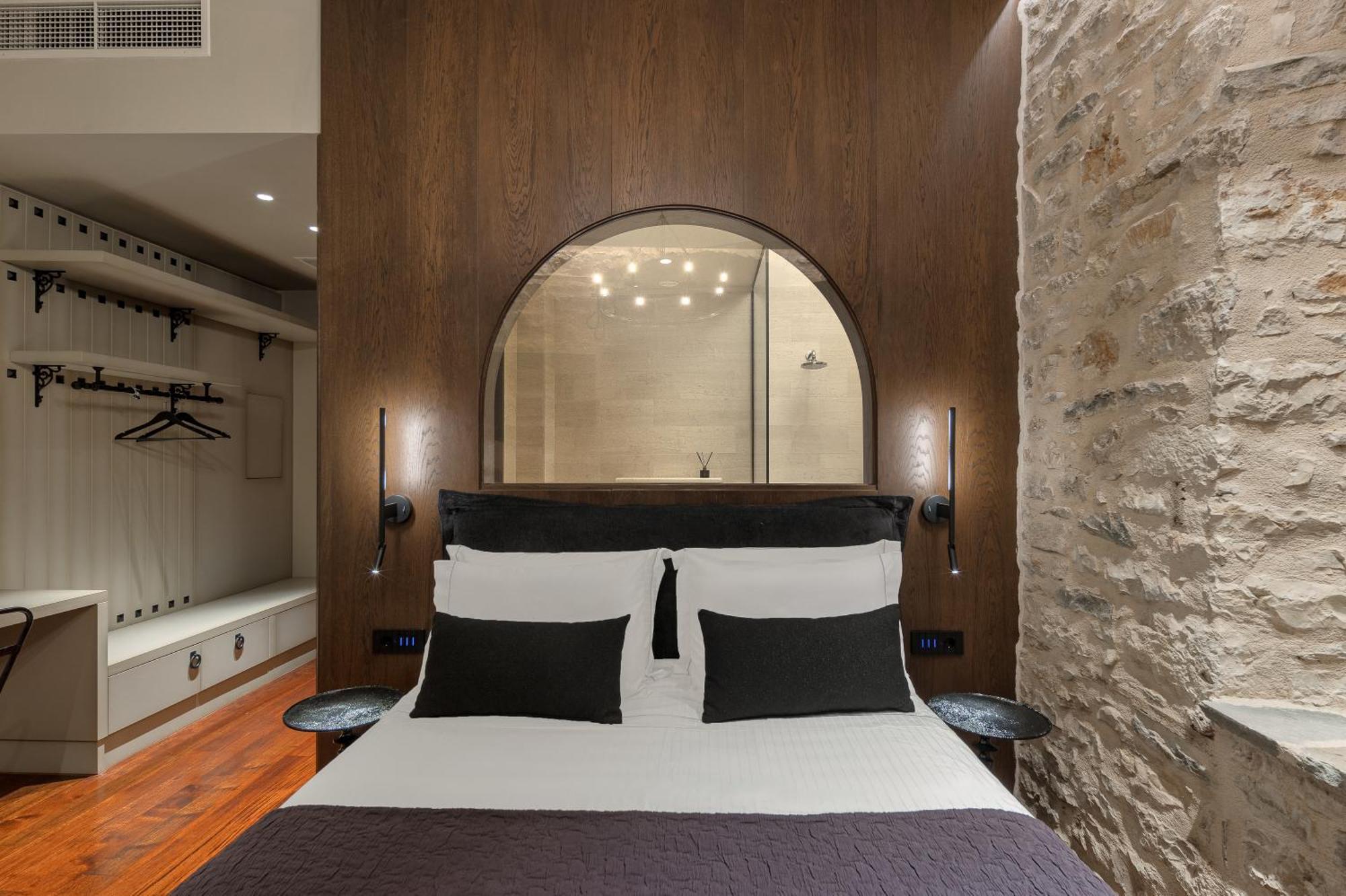 Stoes Boutique Hotel