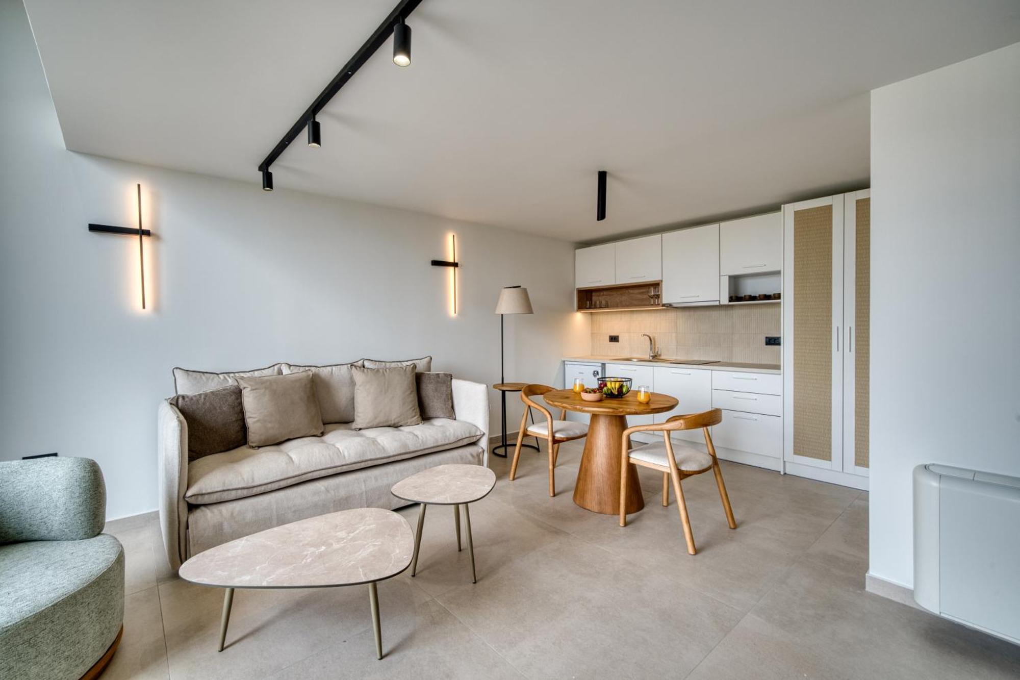 Aparthotel Anima Deluxe *