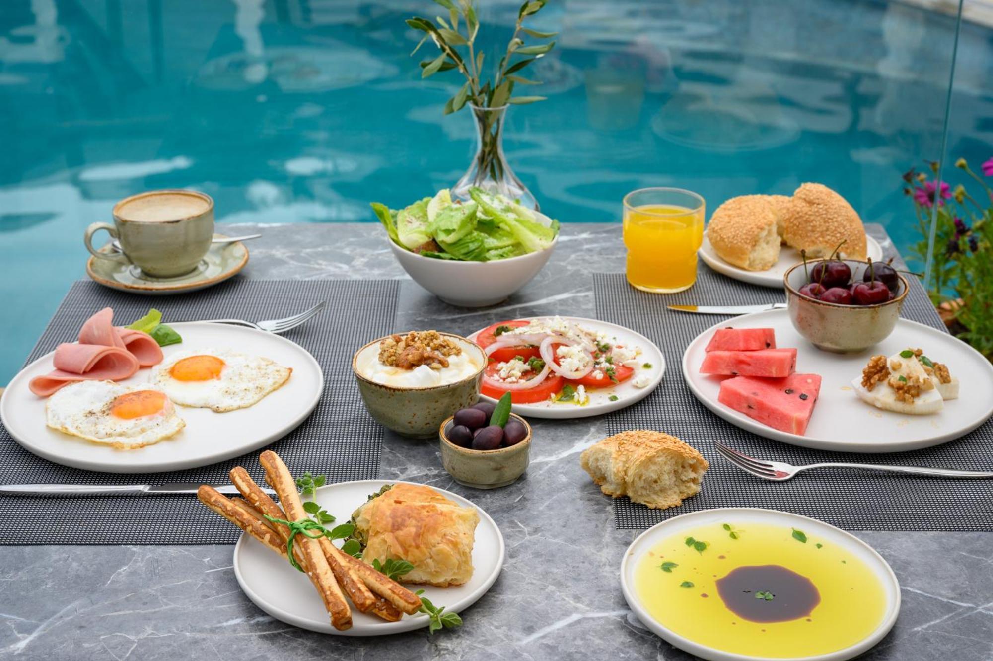 Elisso Boutique Hotel *