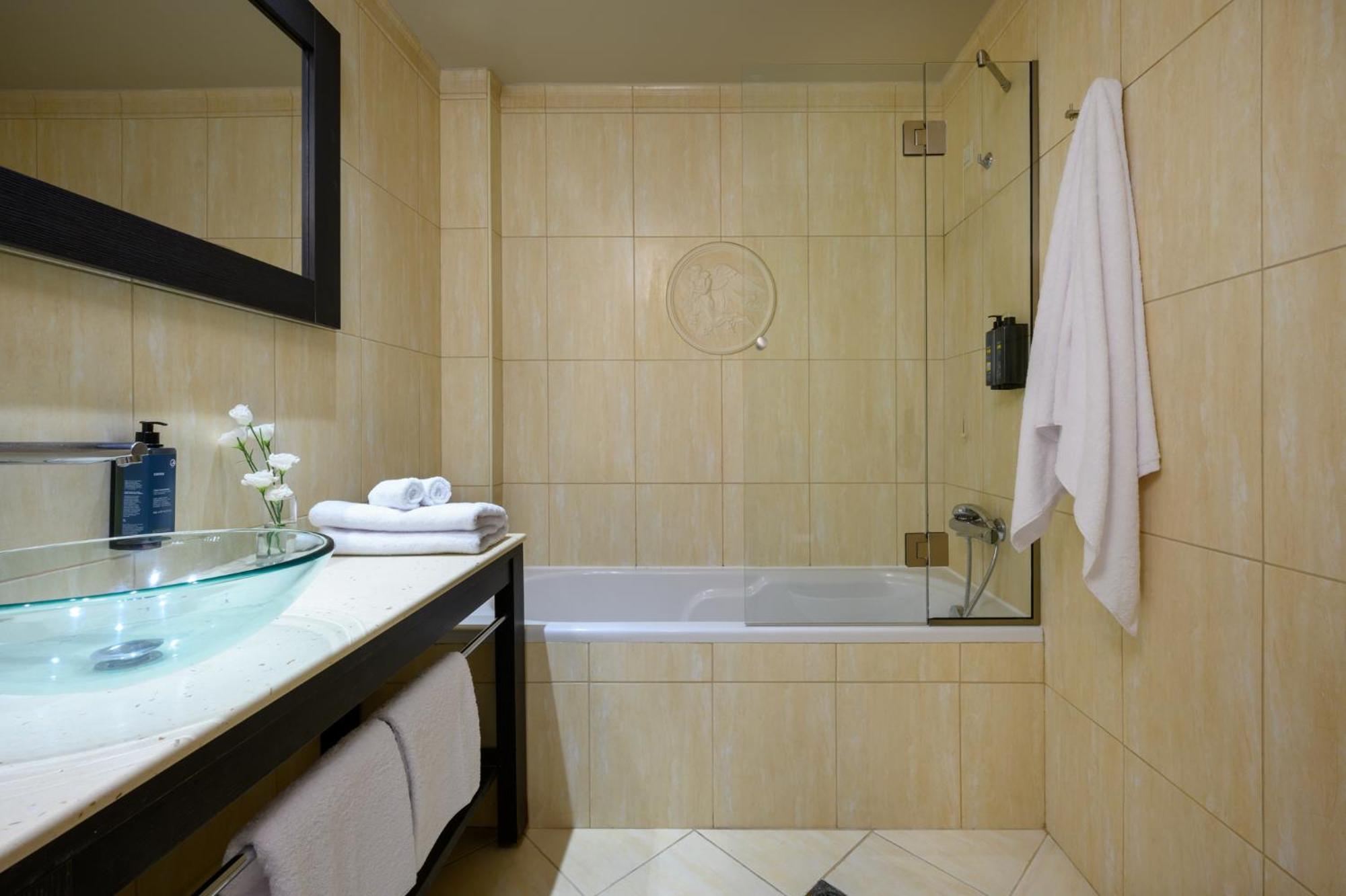 Elisso Boutique * Vasiliki (Lefkada)