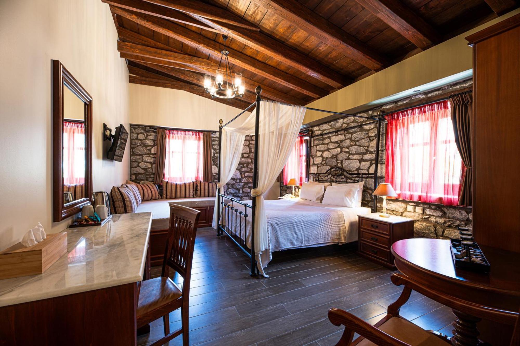 Itilo Traditional Hotel