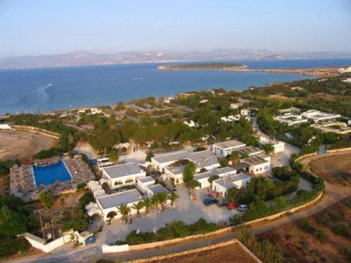 Hostel Surfing Huts Santa Maria (Paros)