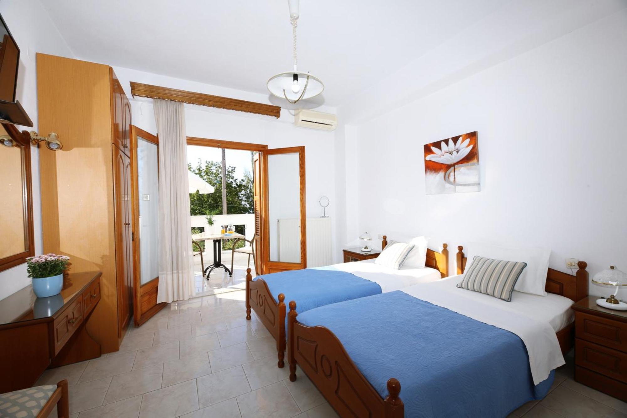 Okeanis Apartment
