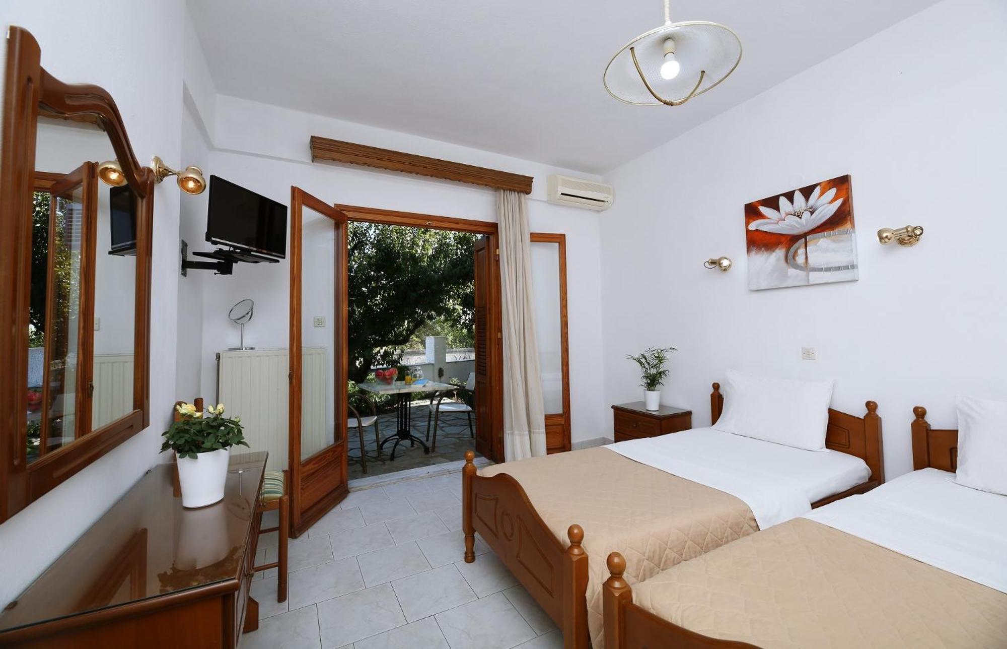 Okeanis Apartment