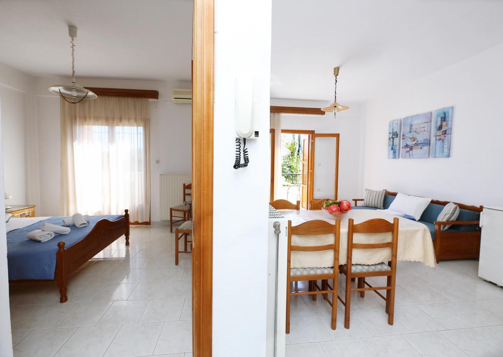 Apartment Okeanis *