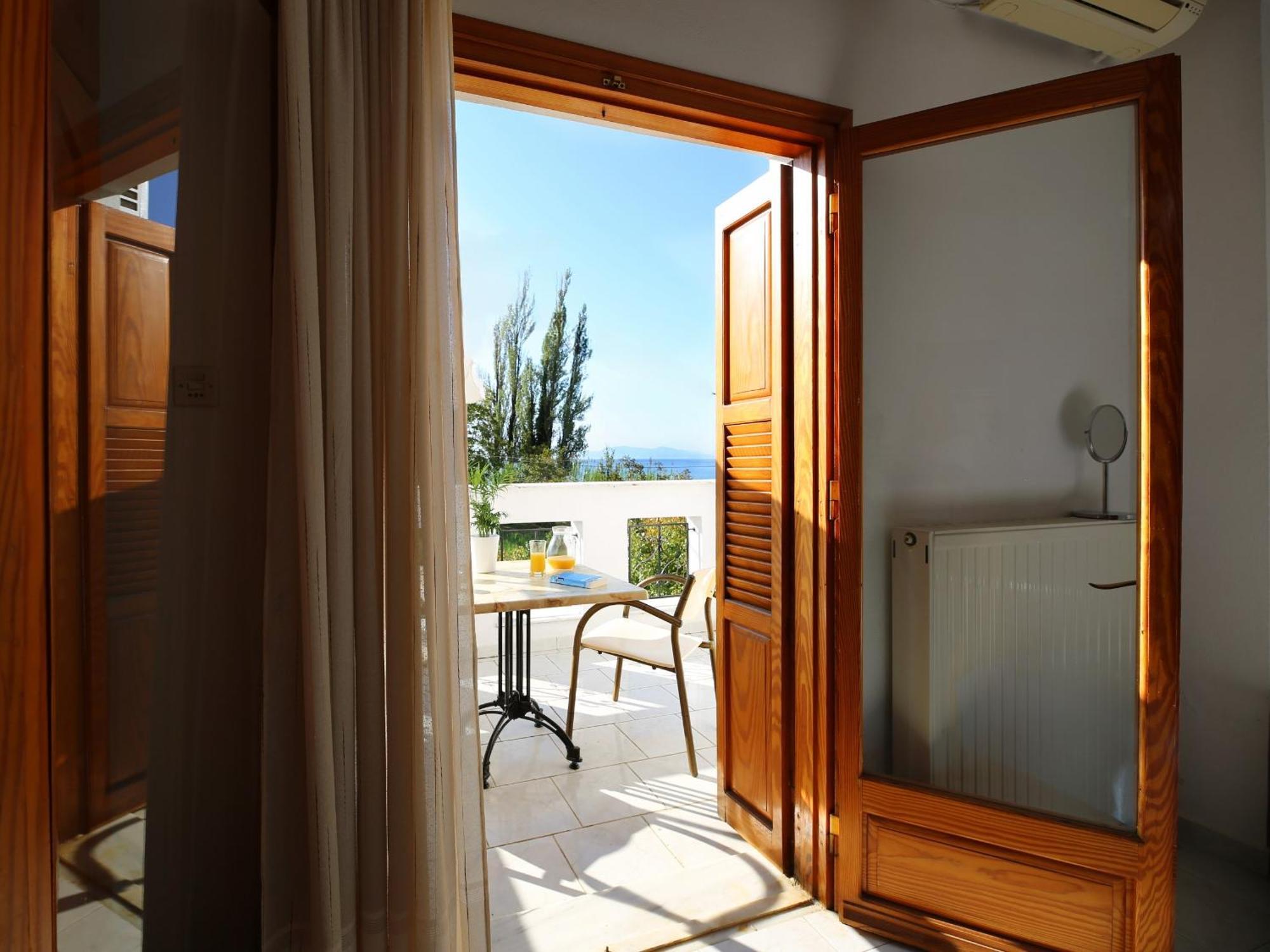 Apartment Okeanis *