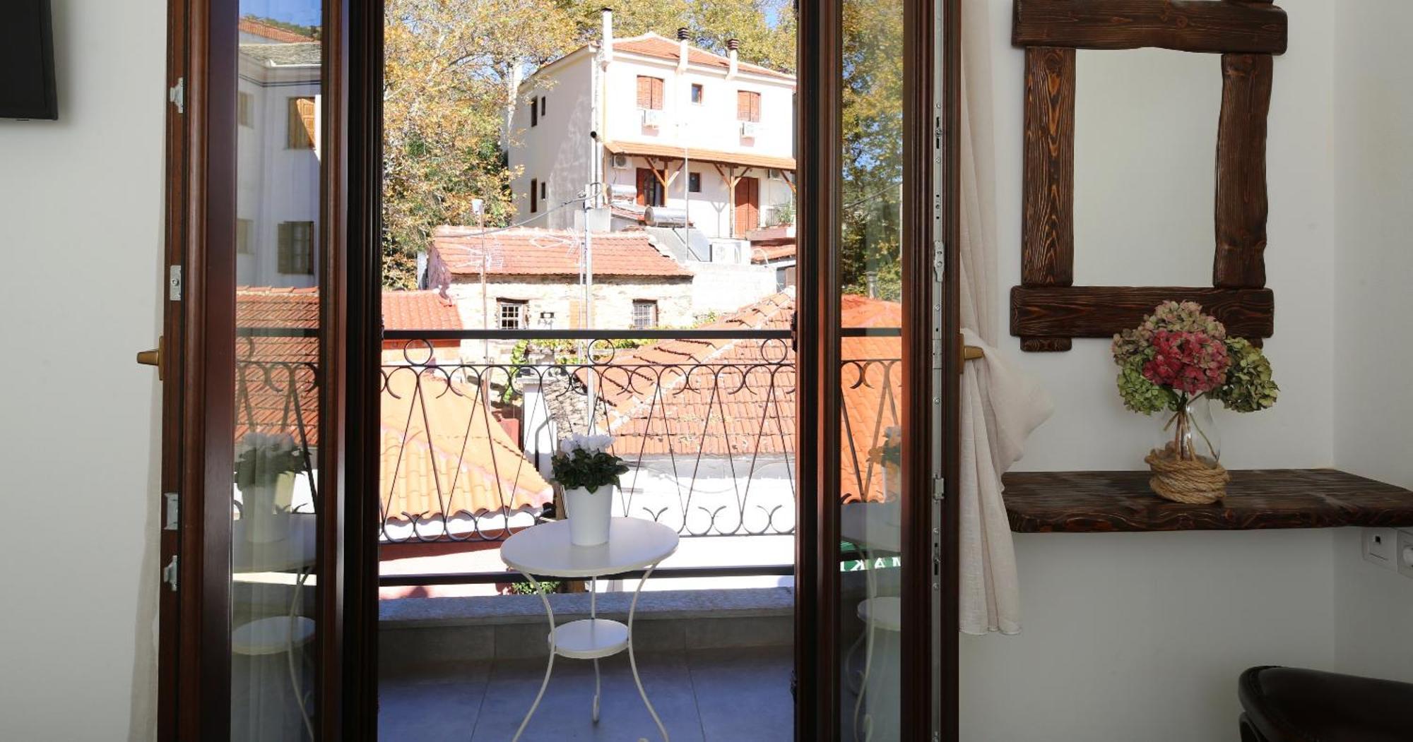 Marousos Central Guesthouse Apartment