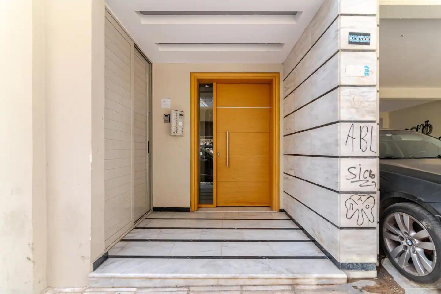 Skyview Penthouse / Apartment Athens