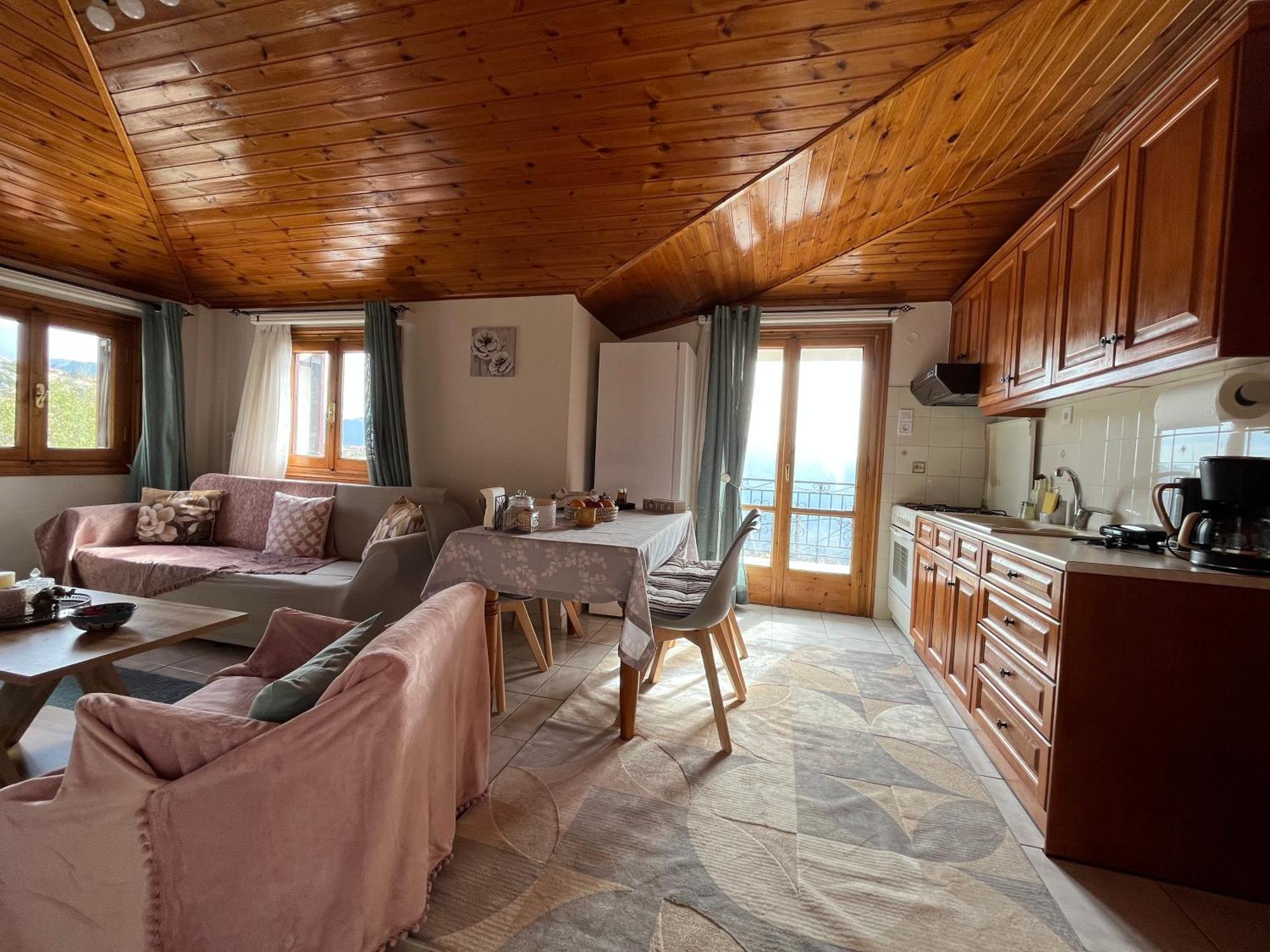 - Breathtaking View Arachova