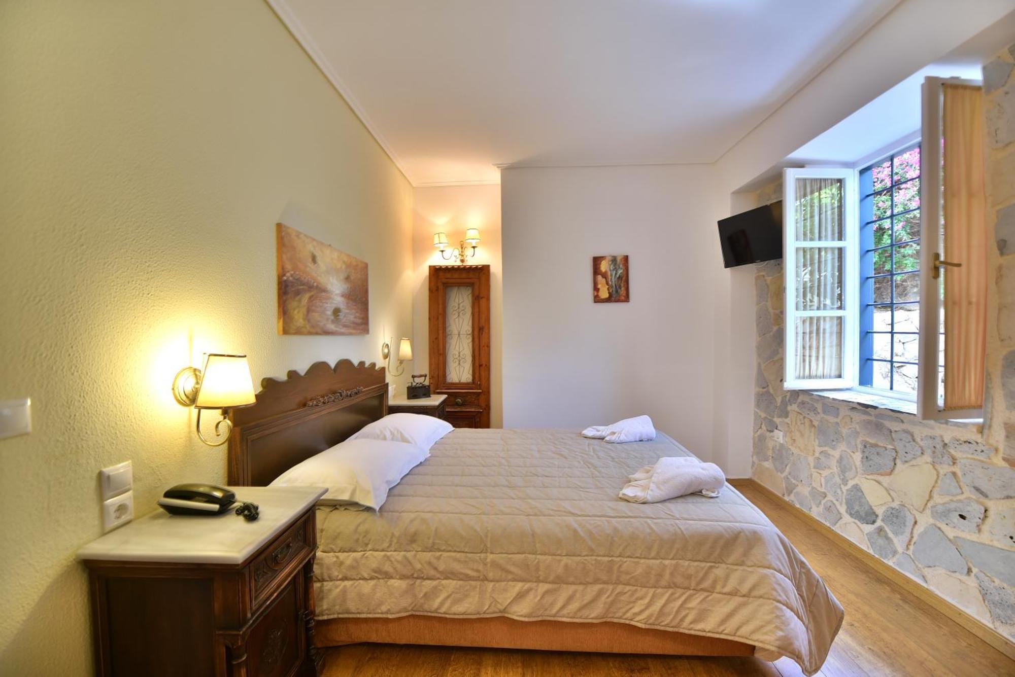 Guest house Mistral Hydra (Saronic Islands)