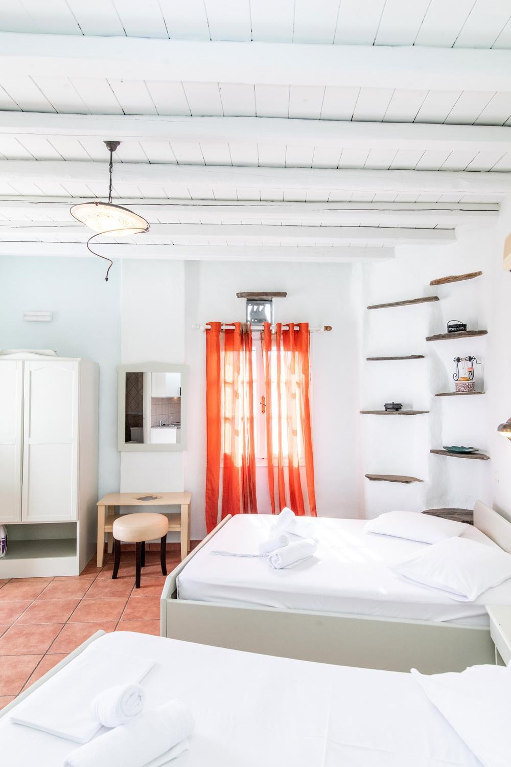 Apodrasi Aparthotel