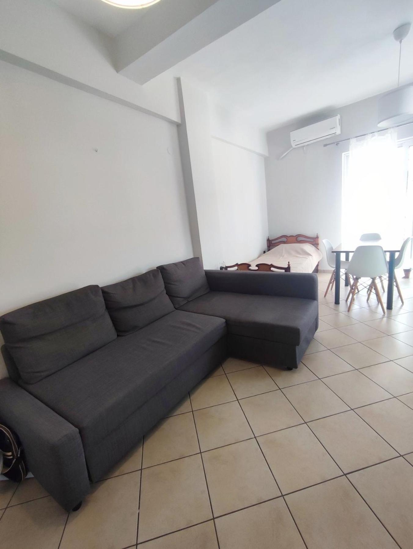 Apartment Peroulia *