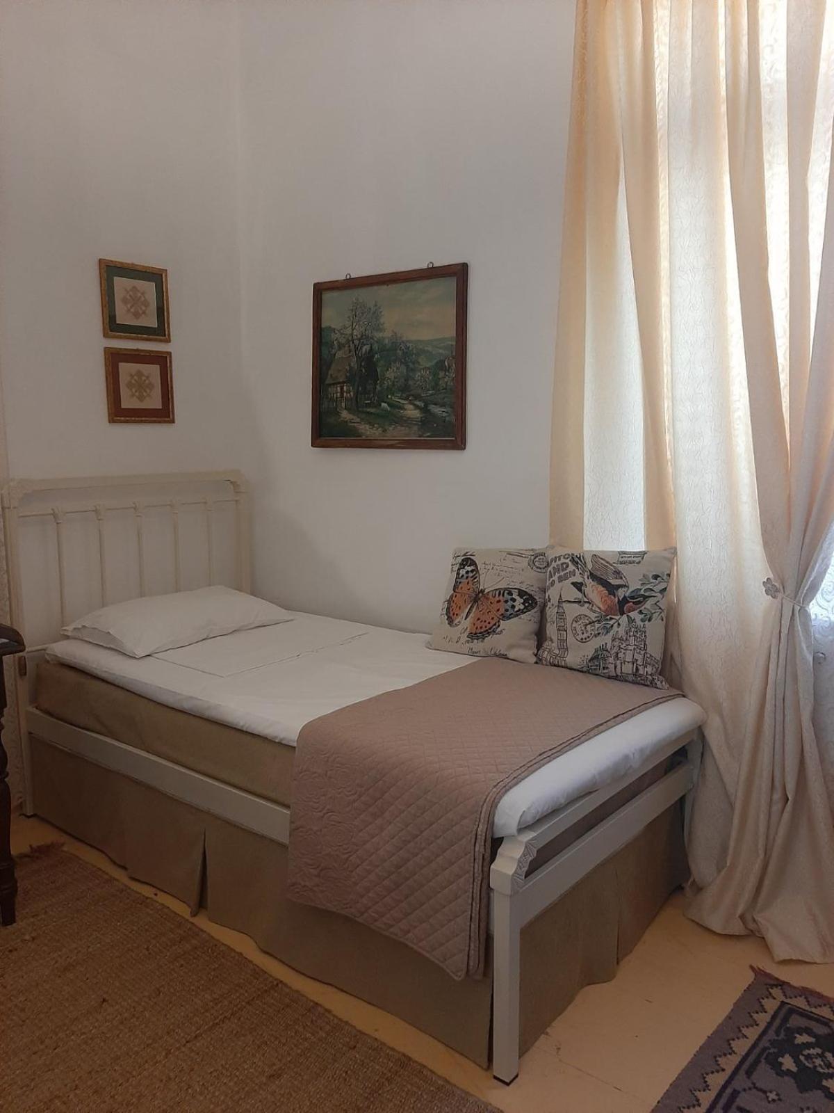 Apartment Mansion Alexandri