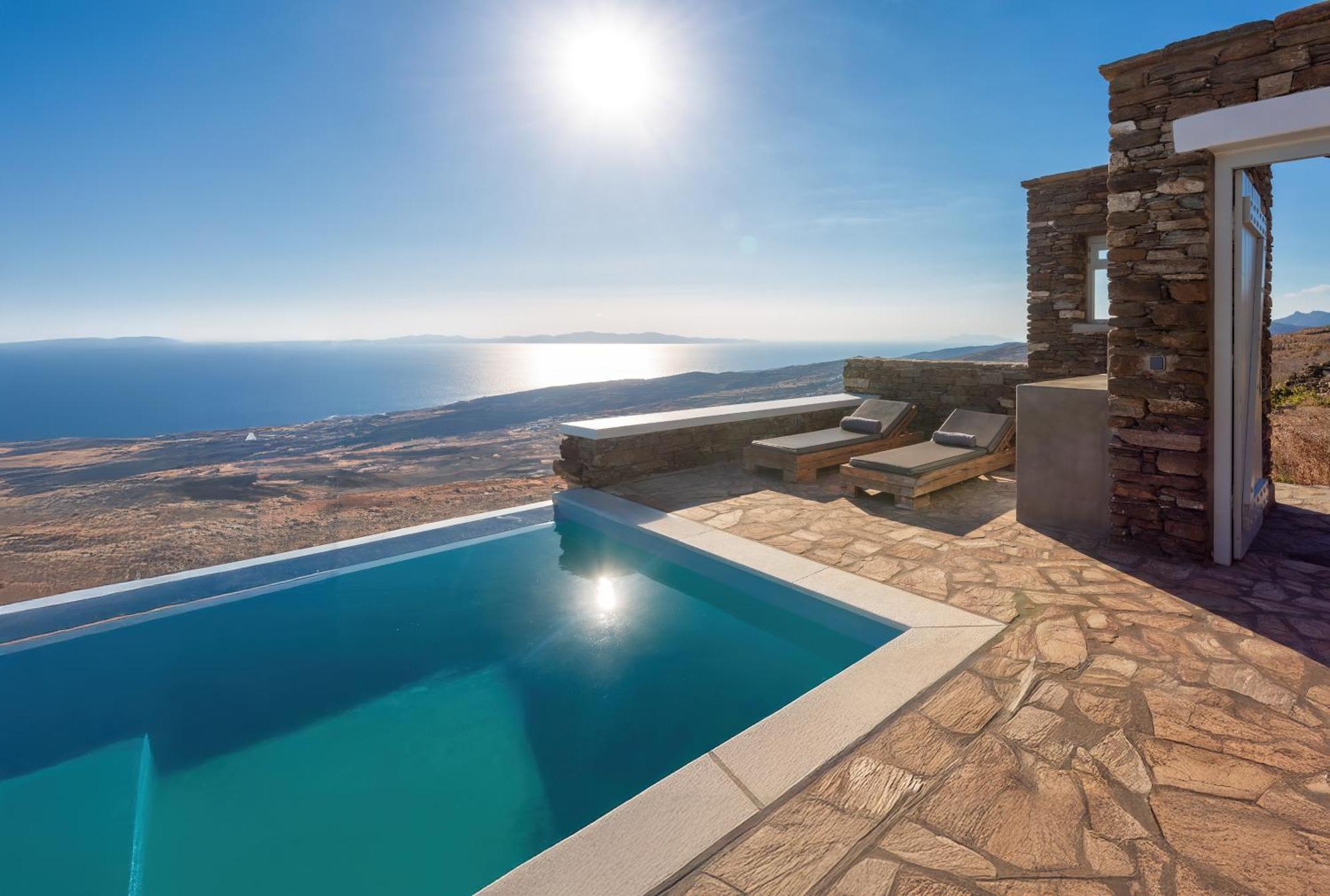 Leonora Tinos Villa *