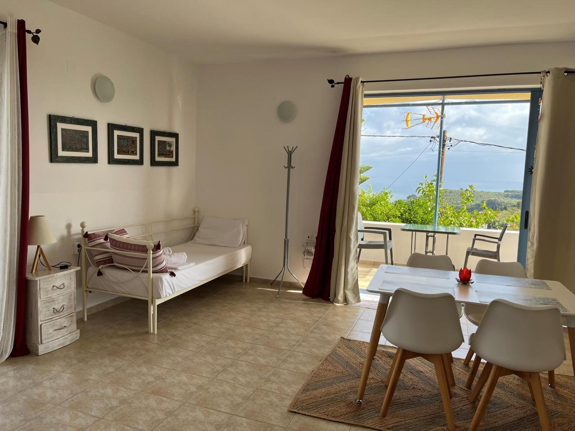 Thea - τhe View 1st Floor Ano Yerakarion