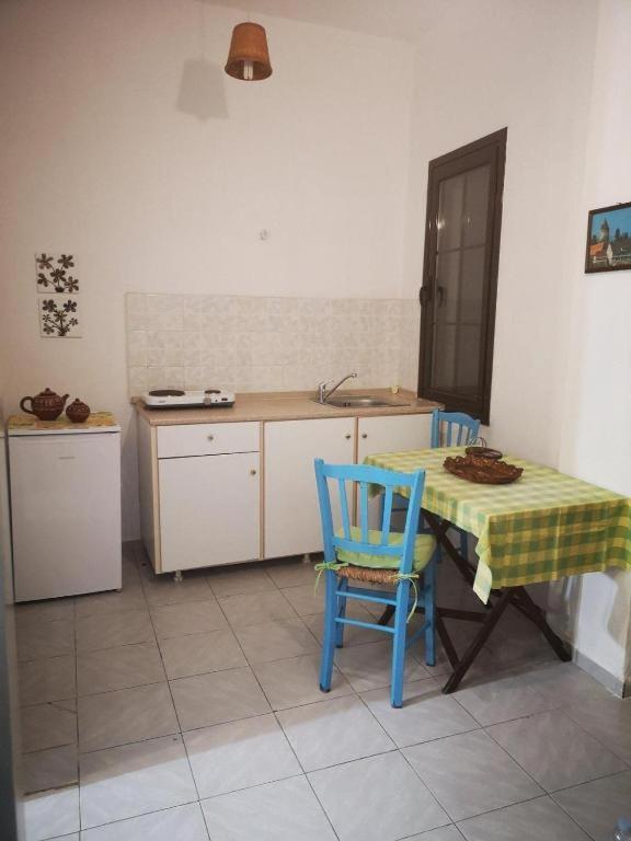 Maria's Aparthotel *