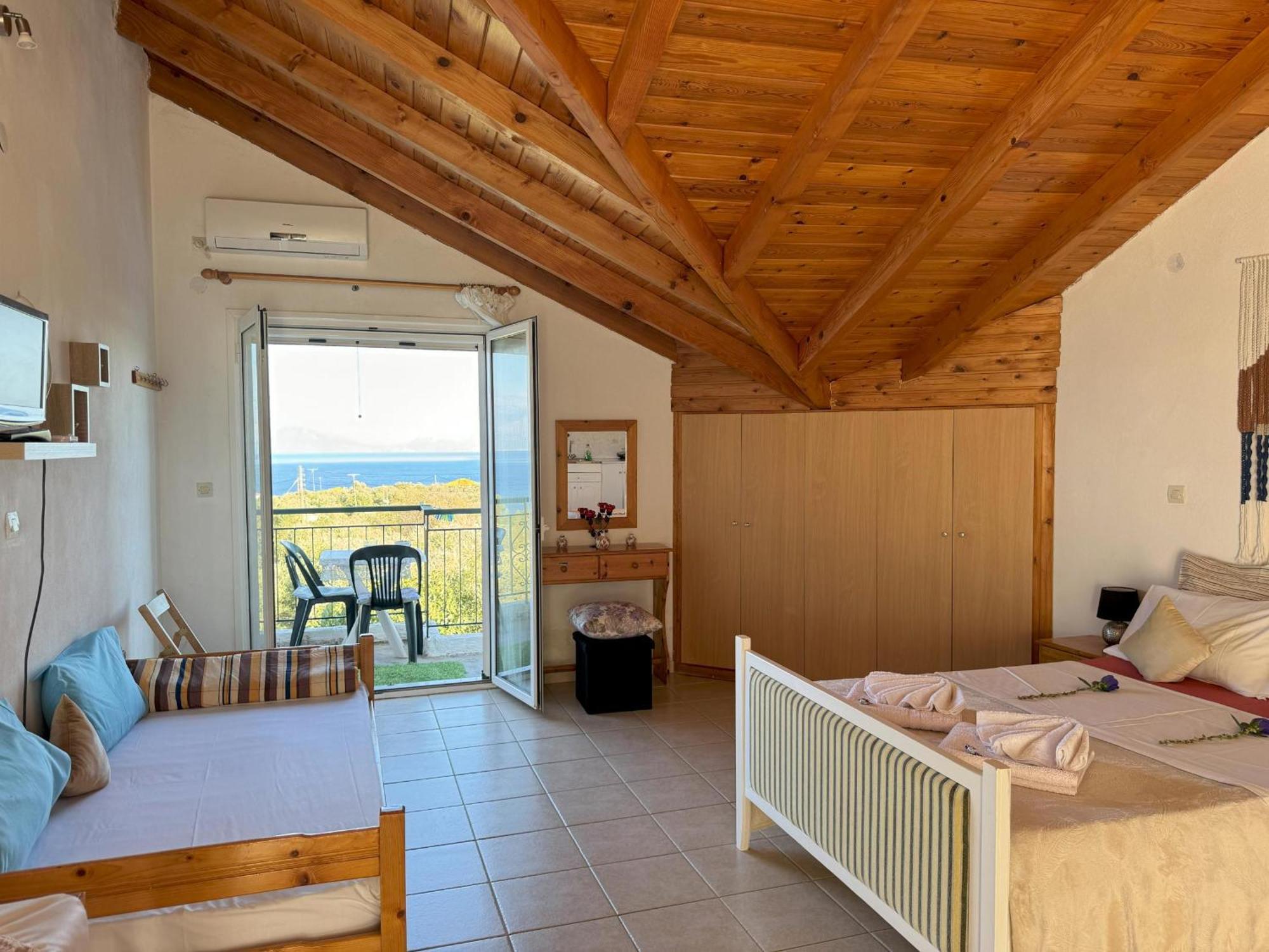 Filoxenia 7 Apartment Kompoi