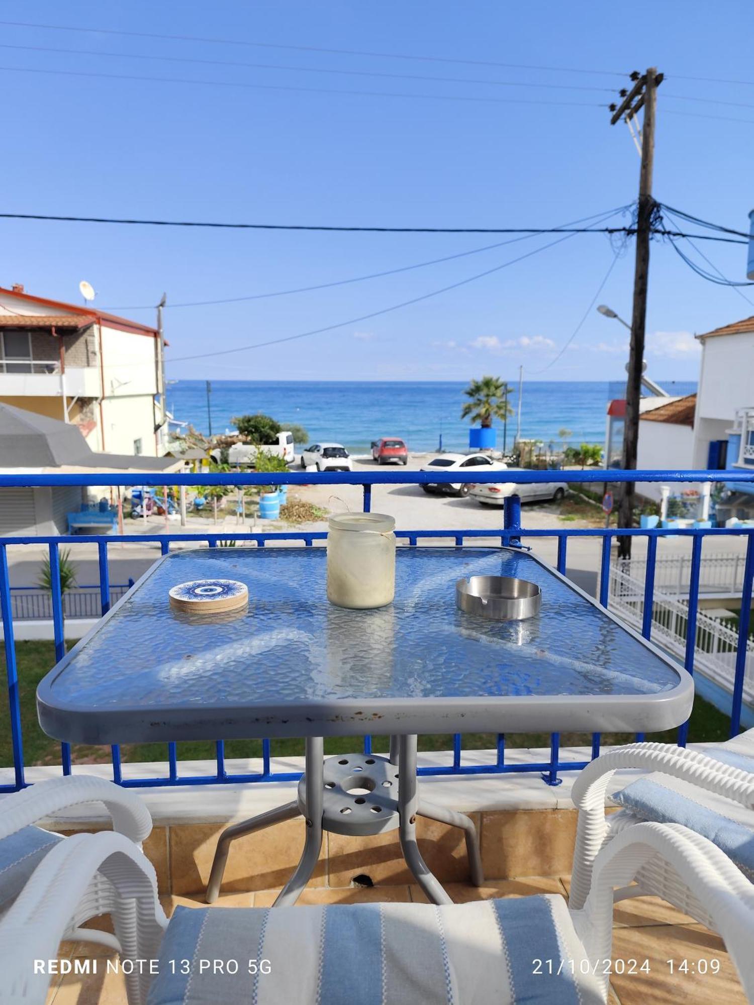 Mana Mia Seaside