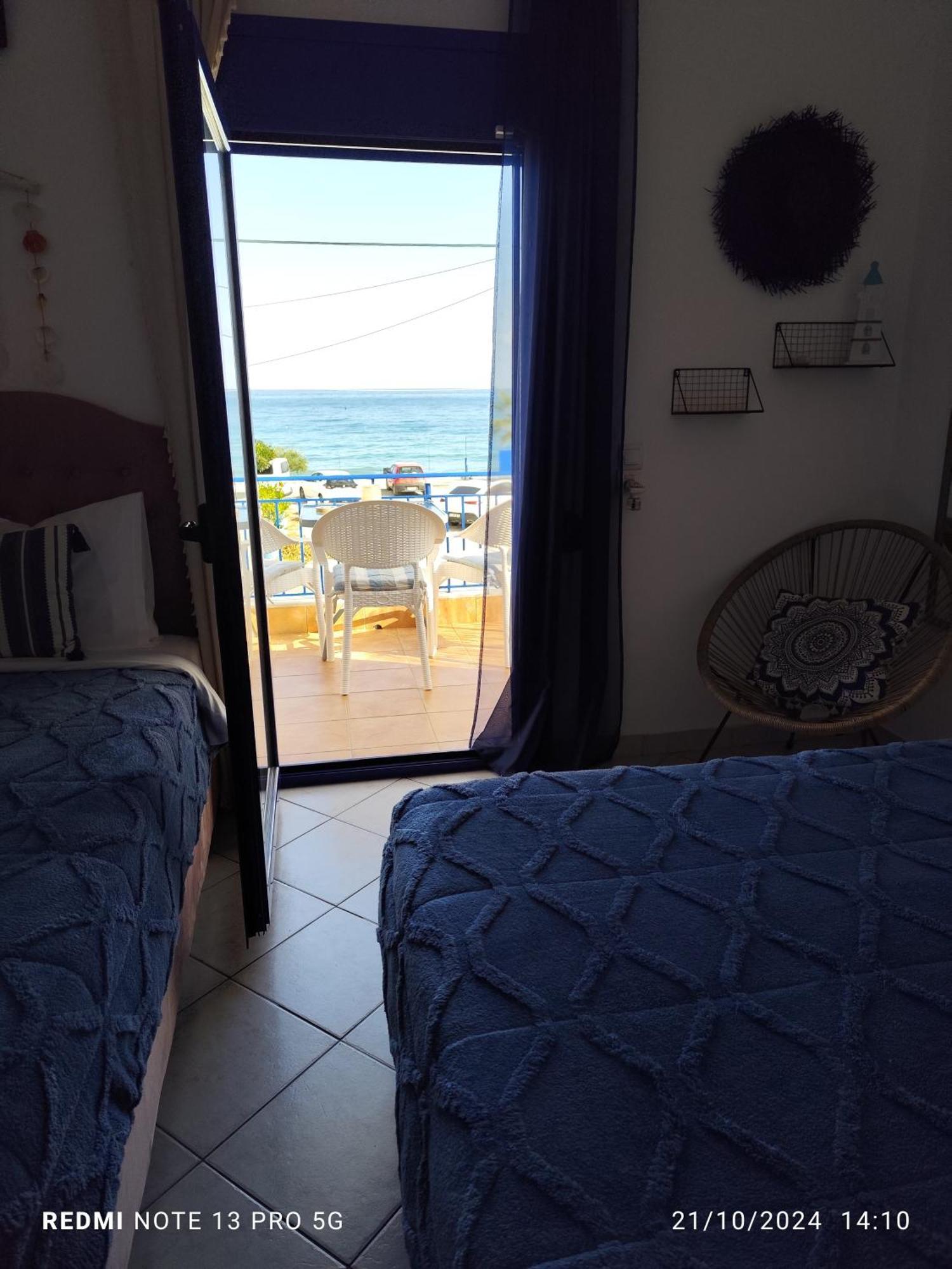 Mana Mia Seaside