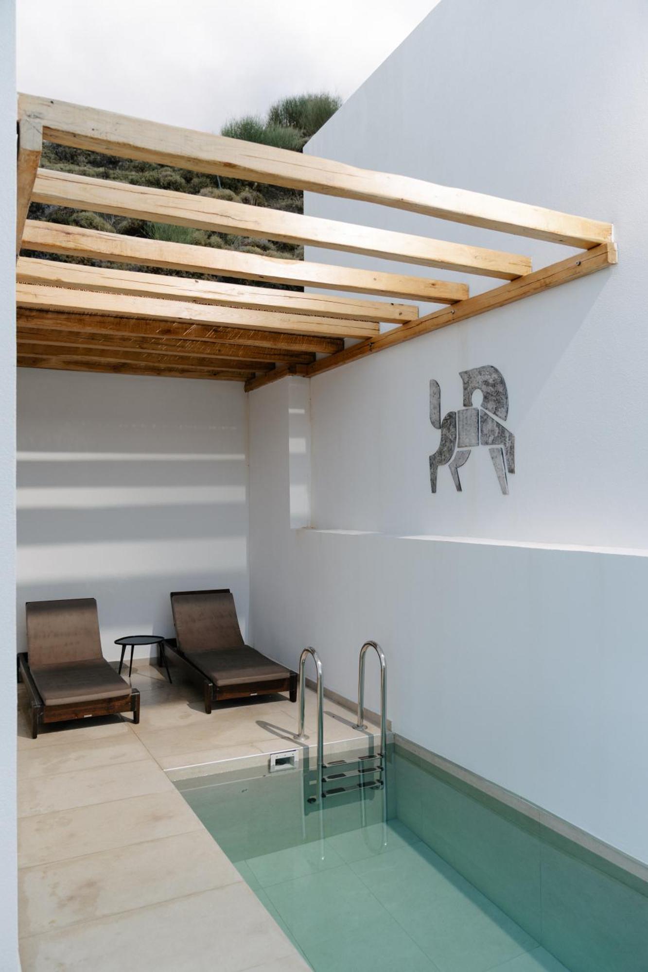 Guest house Pnoes Skyros