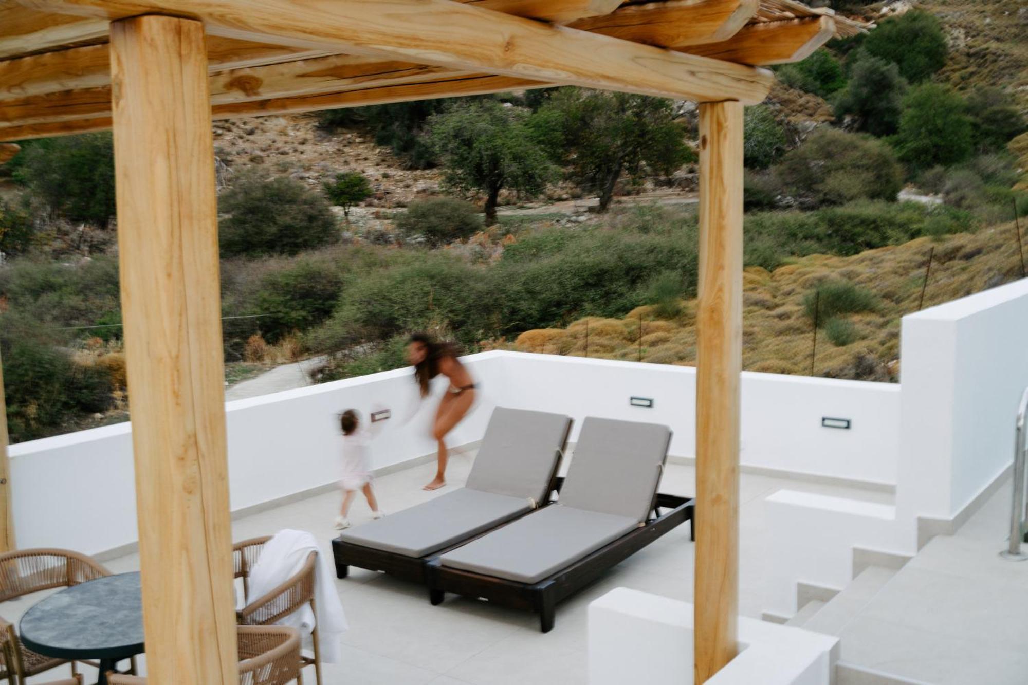 Pnoes Guest house Skyros