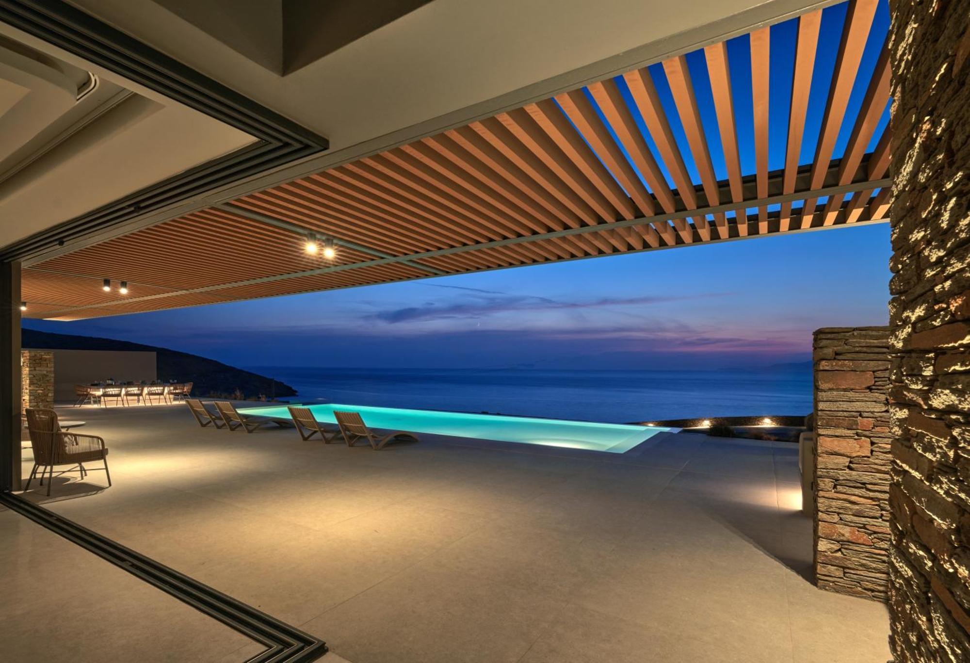 Villa Big Blue Gavrio