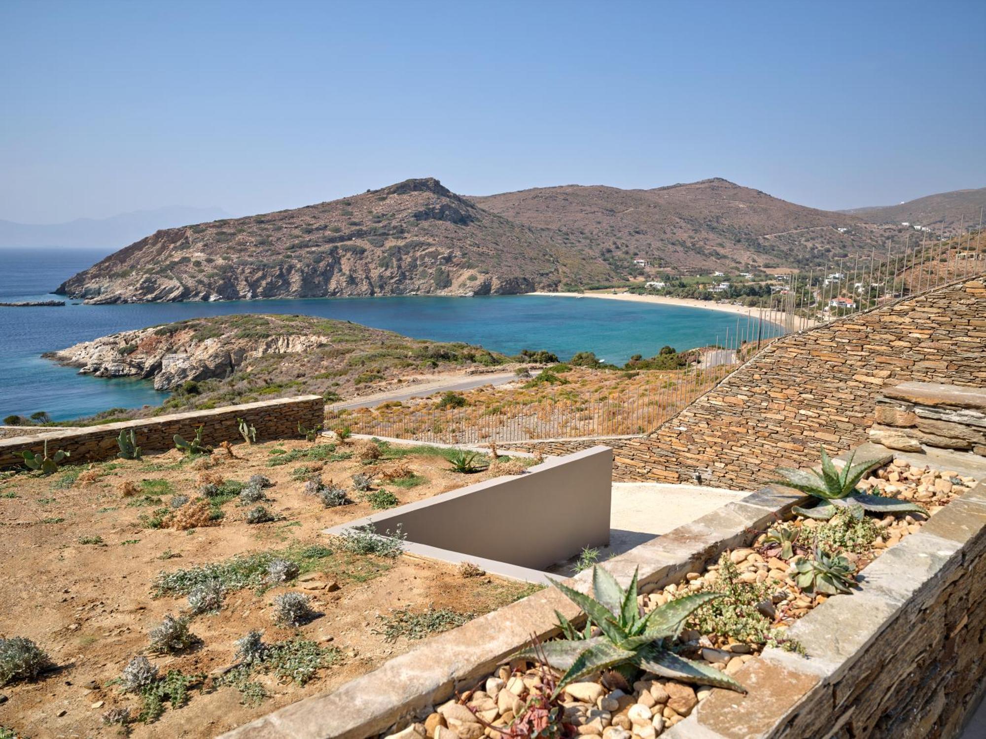 Big Blue Villa Gavrio