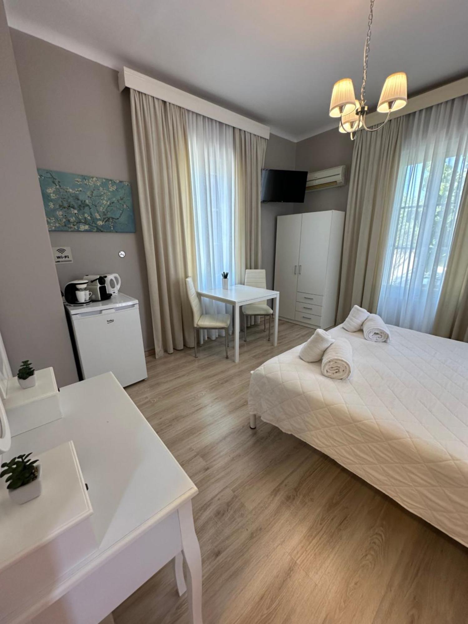 Aparthotel Iris Garden Corinth