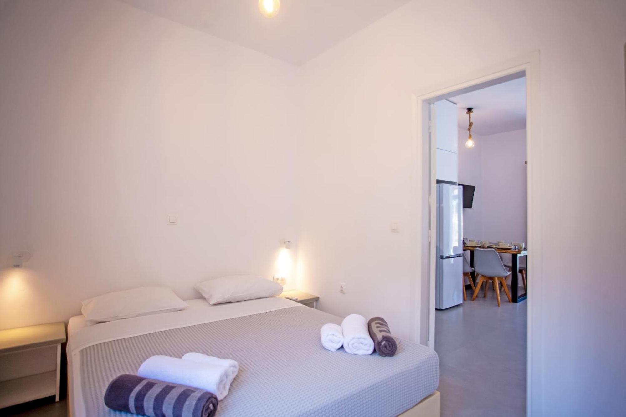 Kastro Seaview Pool Apartment Mykonos Town