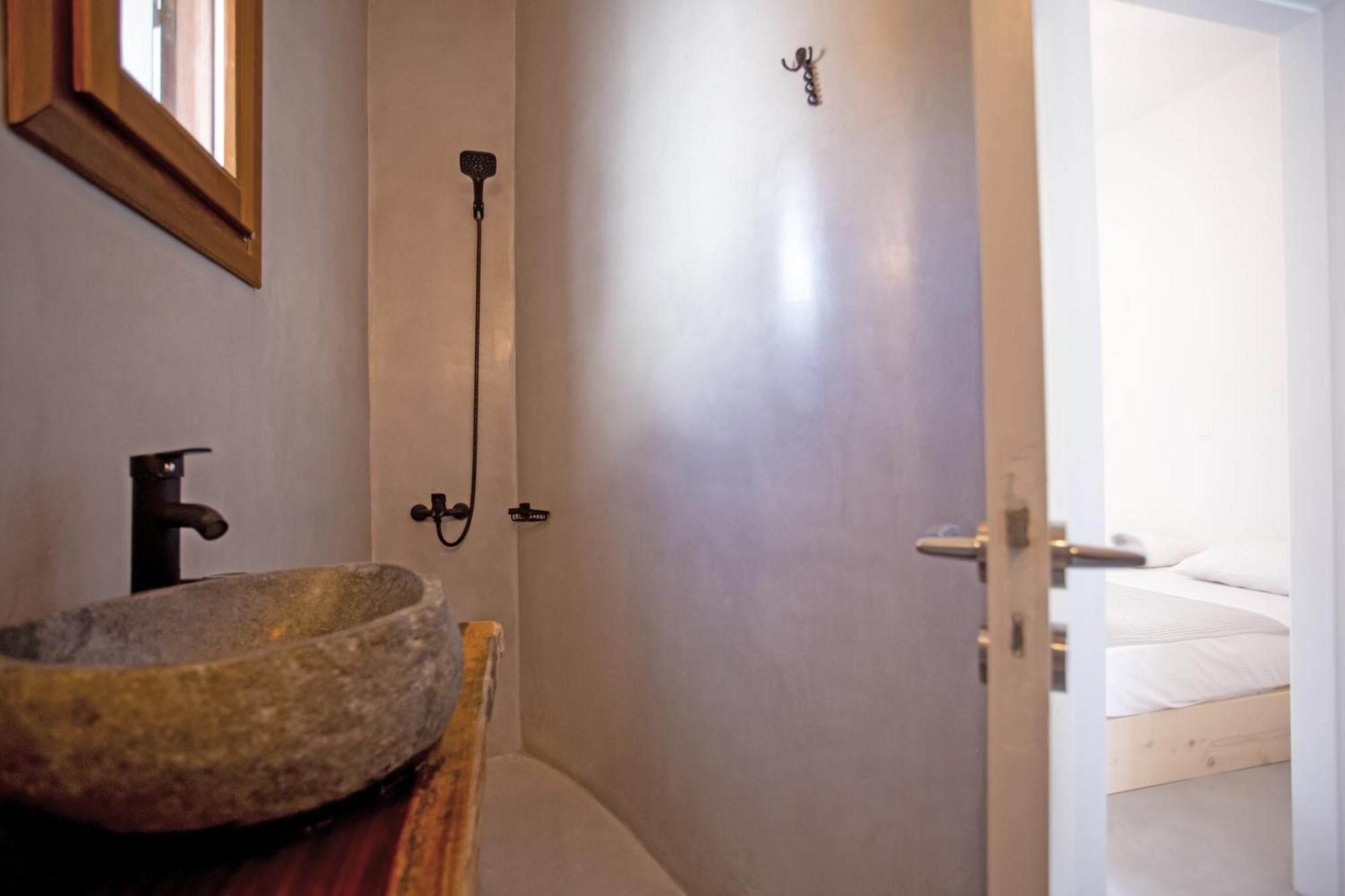 Kastro Seaview Pool Apartment