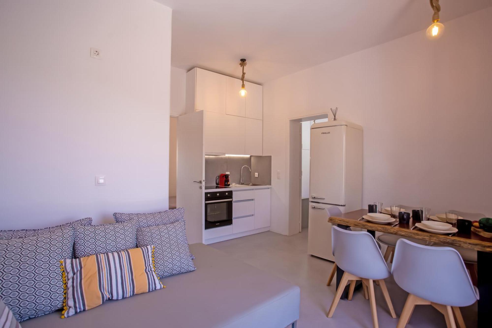 Kastro Seaview Pool Apartment Mykonos Town