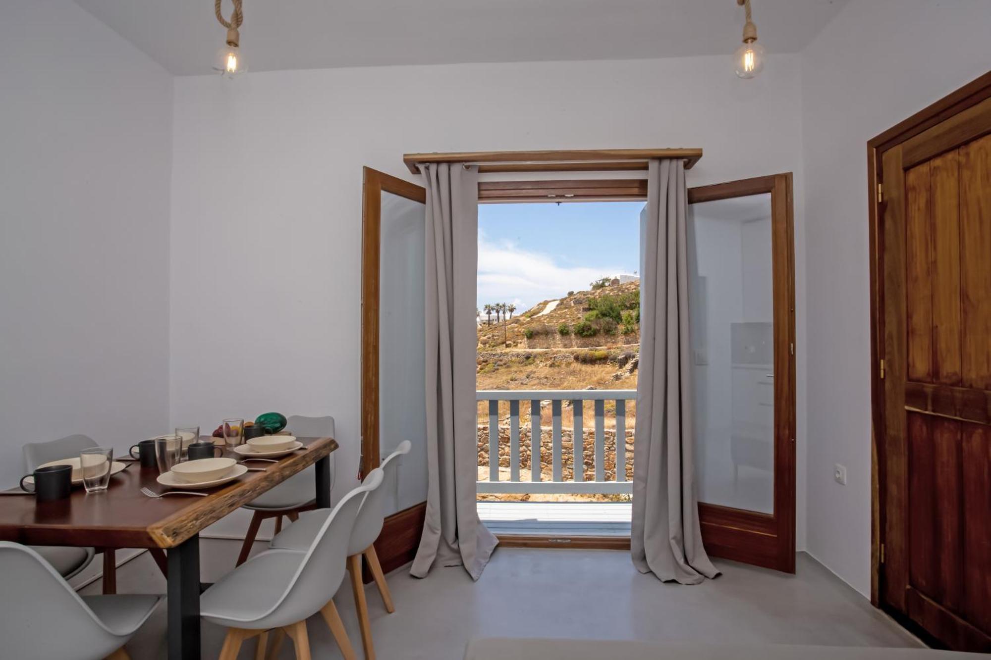 Kastro Seaview Pool Apartment