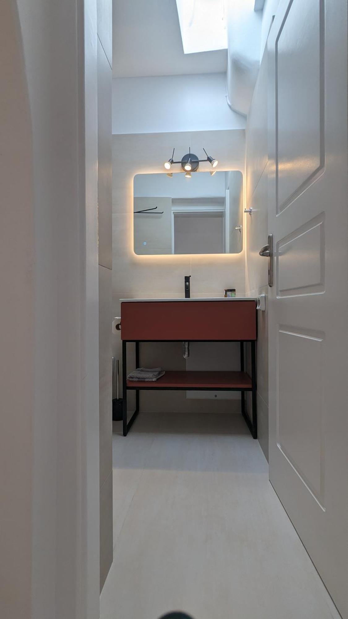 Arodou Studio And Apartment *