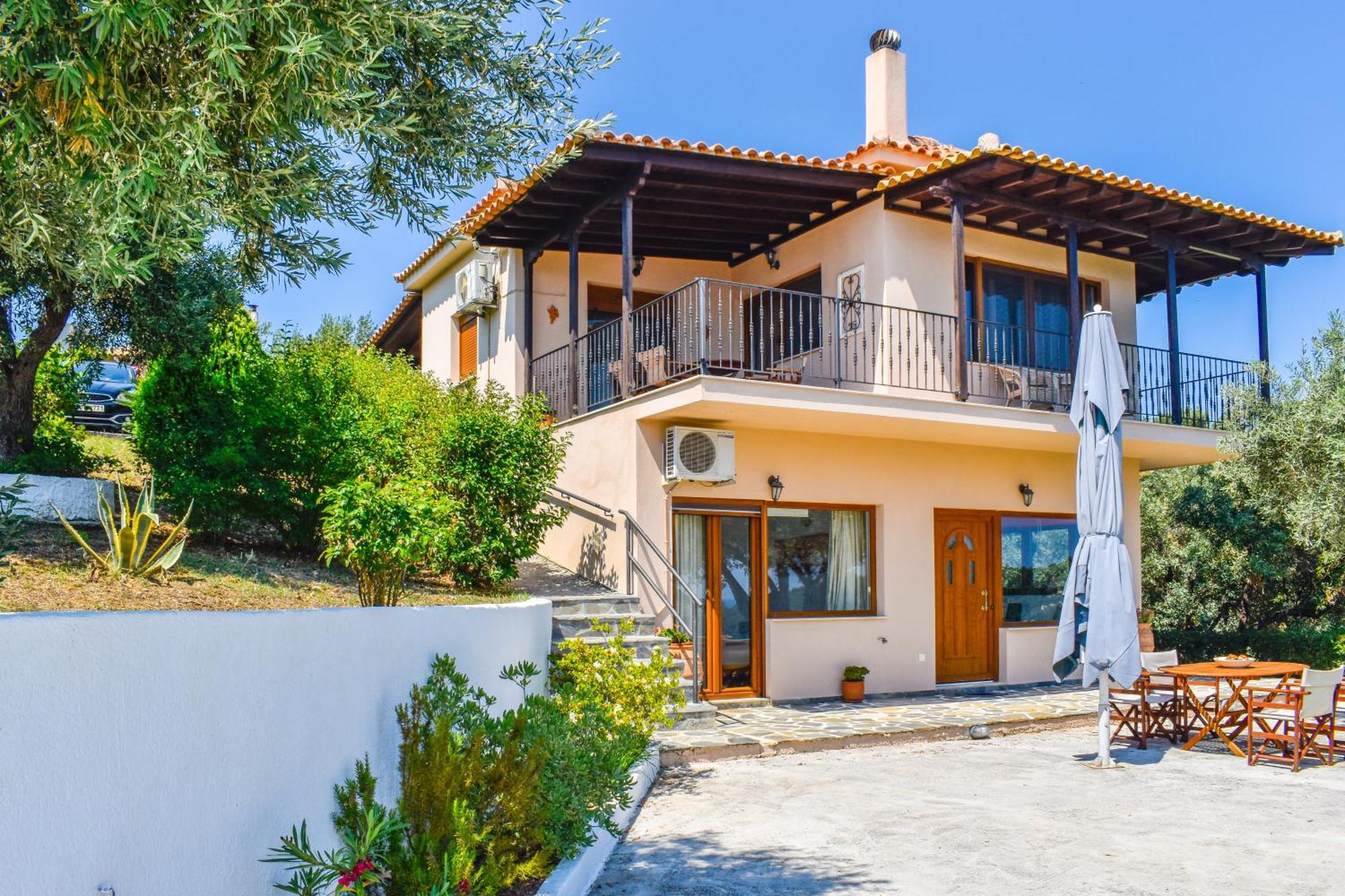 L&m Skiathos