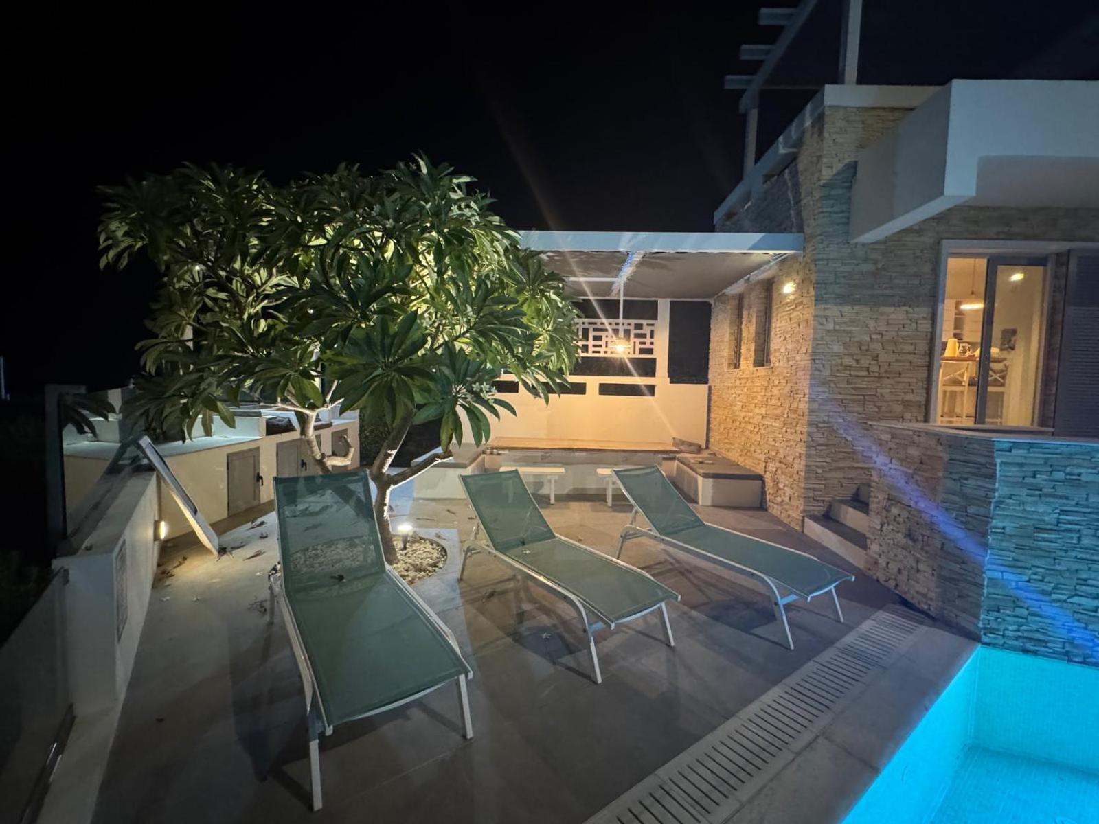 Villa Kalithea-hills With Pool For 8 Up To 12 In Rhodes Town *