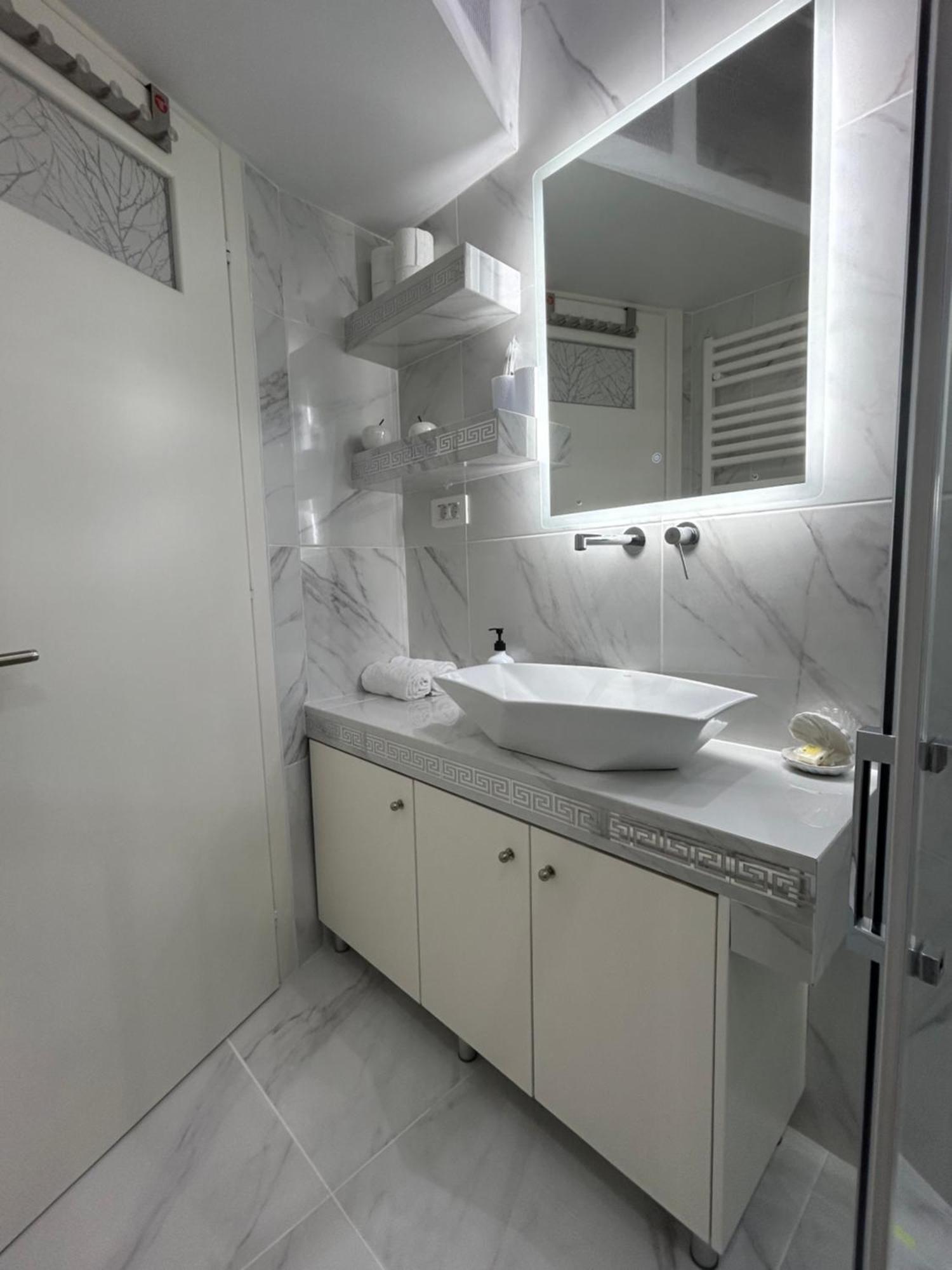 Apartment Xenia